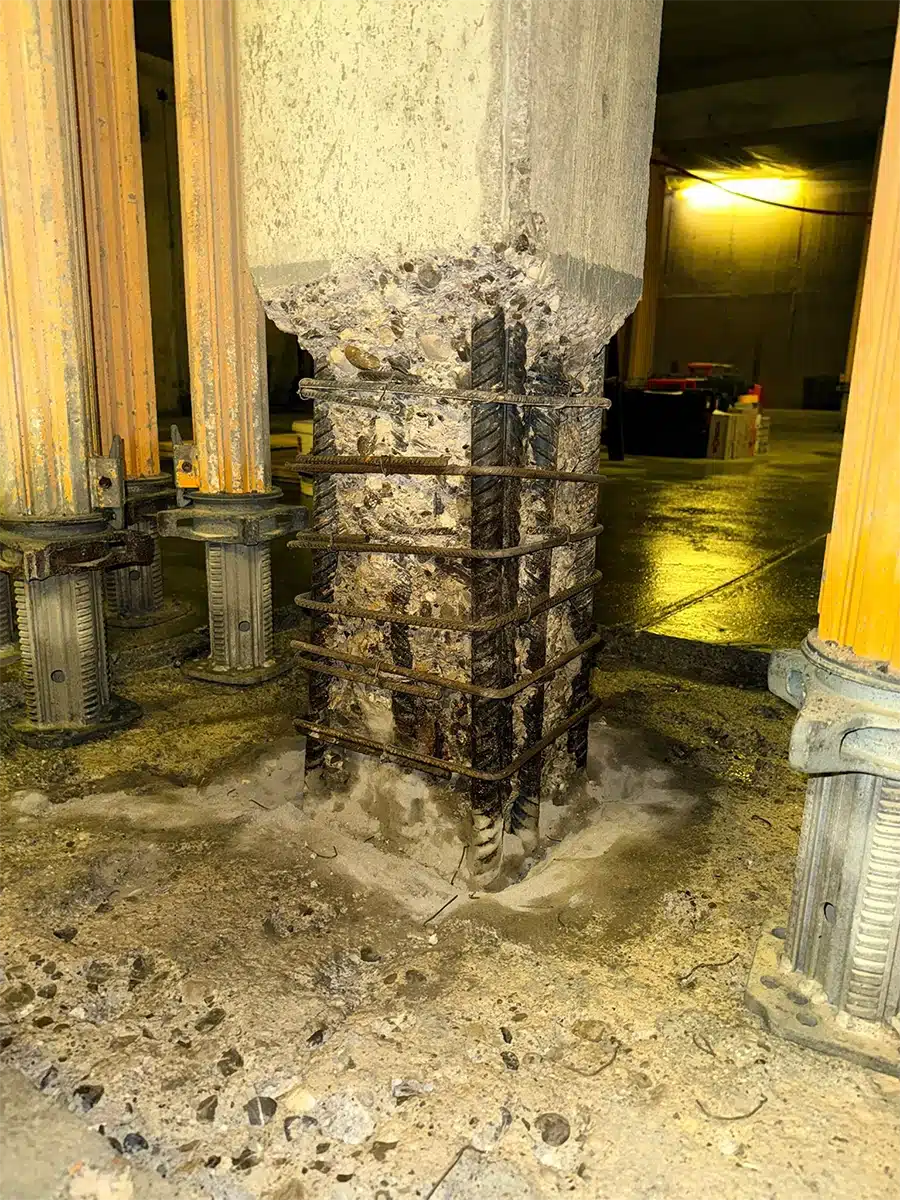 Tiefgarage München Stütze Betonabtrag Bewehrung